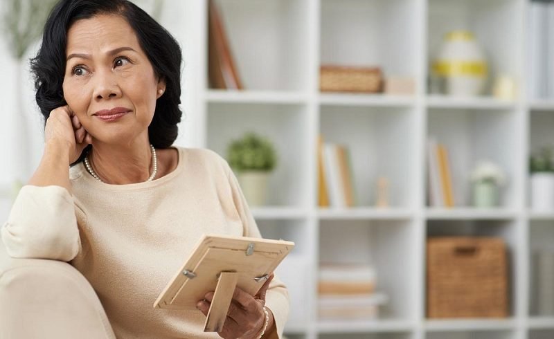 වැන්දඹුභාවය ‘ඇල්සයිමර් අවදානම’ වැඩි කරයි- අධ්‍යයනයකින් හෙළිවෙයි