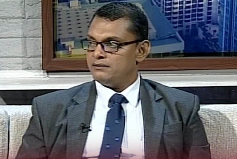 Covid-19: කැද පානය – දුම් ඇල්ලීම ගැන ආයුර්වේද කොමසාරිස්ගේ මතය