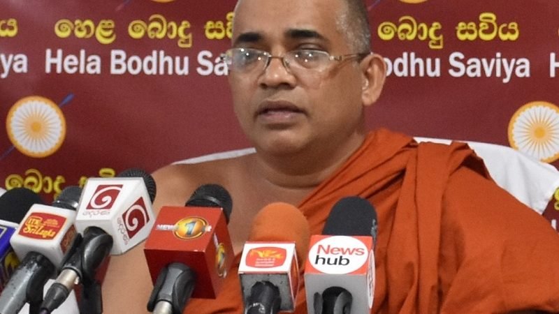 මුහුදු මහා විහාරයට හිමිව තිබූ අක්කර 42ක පුරාවස්තුවලට දැන් වග කියන්නේ කවුද ?
