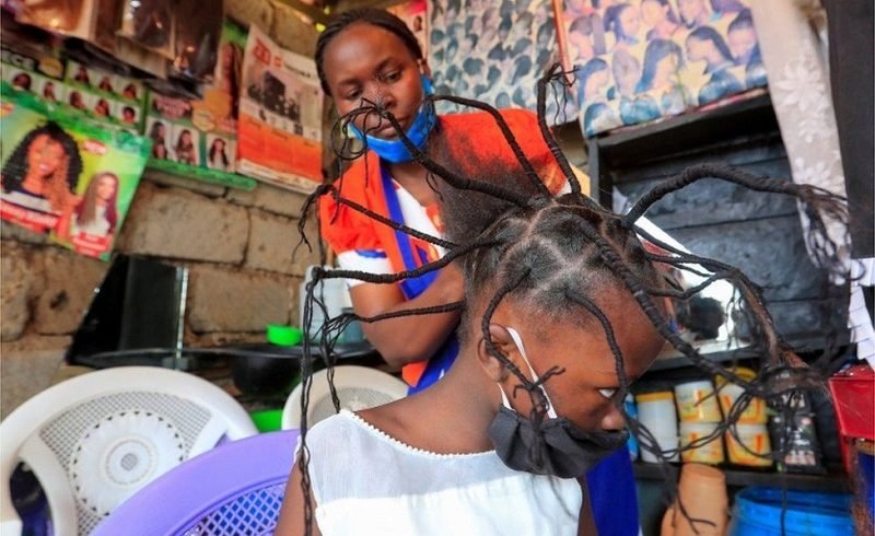 අප්‍රිකාවේ කොරෝනා කොණ්ඩ විලාසිතා රැල්ල