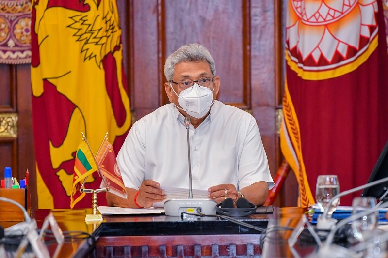 ජනපතිගෙන් දේශීය කර්මාන්තකරුවන්ට විශේෂ ඉල්ලීමක්