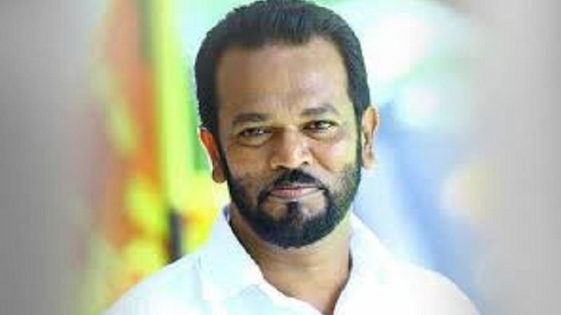 පාලිත තෙවරප්පෙරුම ඉල්ලා අස්වීමේ ලිපිය මැතිවරණ කොමිෂමට භාර දෙයි