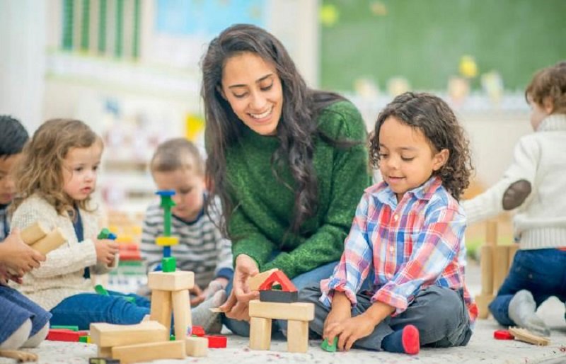 පෙර පාසල් පද්ධතිය අමාත්‍යාංශයක් යටතට