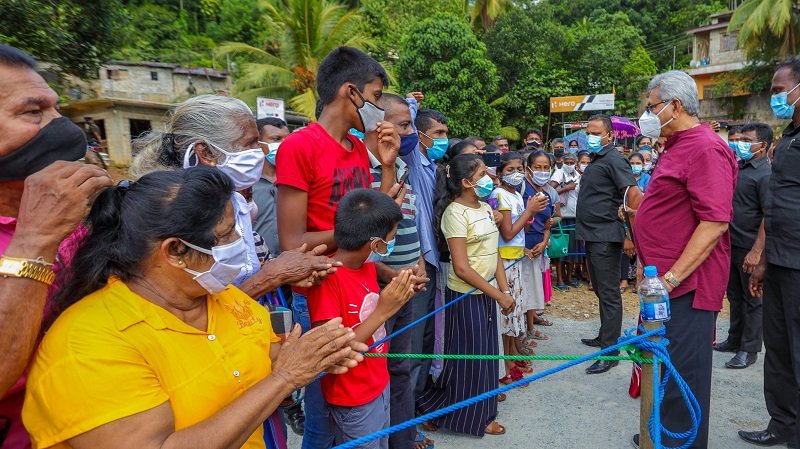 ජනපතිගේ කෑගල්ල දිස්ත්‍රික් සංචාරයෙන් ජනතා ගැටලුවලට විසදුම්
