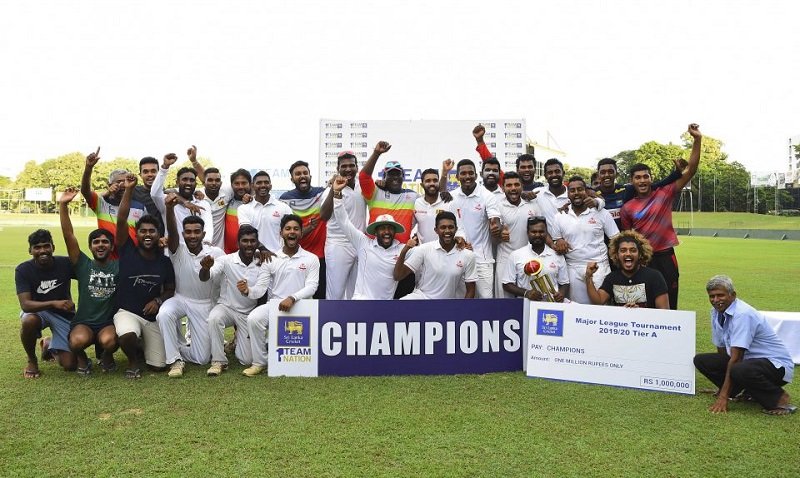 2019-20 වසරේ ශූරයින් ලෙසින් සී. සී. සී. කණ්ඩායම කිරුළු පළඳී