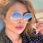 බොලිවුඩය කැළඹු ප්‍රියංකා චොප්රාගේ සුපිරි ඡායාරූපය මෙන්න