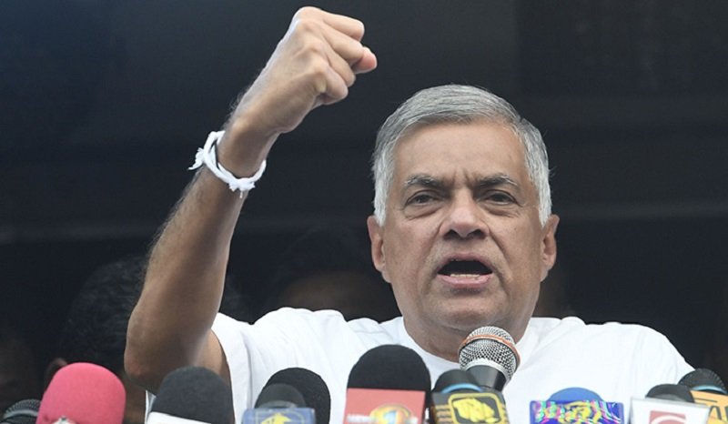 ආණ්ඩු බලය දිනා ගන්න පුළුවන් පොහොට්ටුවට හෝ අලියට පමණයි – රනිල්