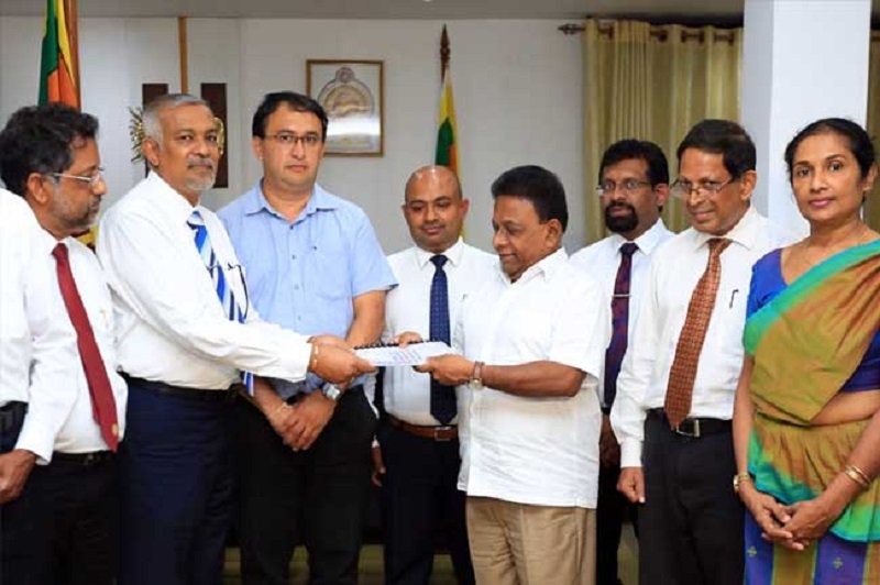 හදිසි විදුලි බිඳවැටීම සොයා බැලීමට පත්කළ කමිටුවේ වාර්තාව ඇමති ඩලස්ට බාර දෙයි