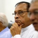එජාපයට විකල්ප රැසක් නෑ – එකම නායකයා කරු ජයසූරිය පමණයි