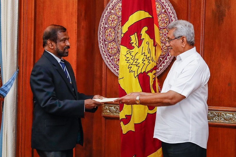 නව අමාත්‍යාංශ ලේකම්වරු පත් කෙරේ