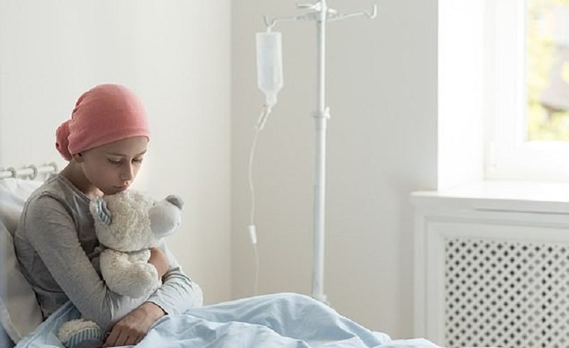 ළමා සහ තරුණ පිළිකා රෝගීන් ඉක්මනින් වයසට යන හේතුව සොයා ගනී