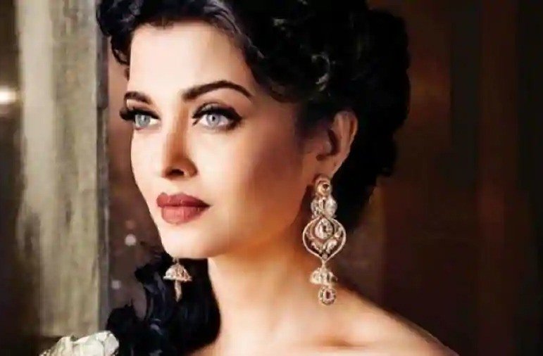 ඓශ්වර්‍යා ඇතුළු ඉන්දීය නළු නිළි පිරිසක් ලංකාවට