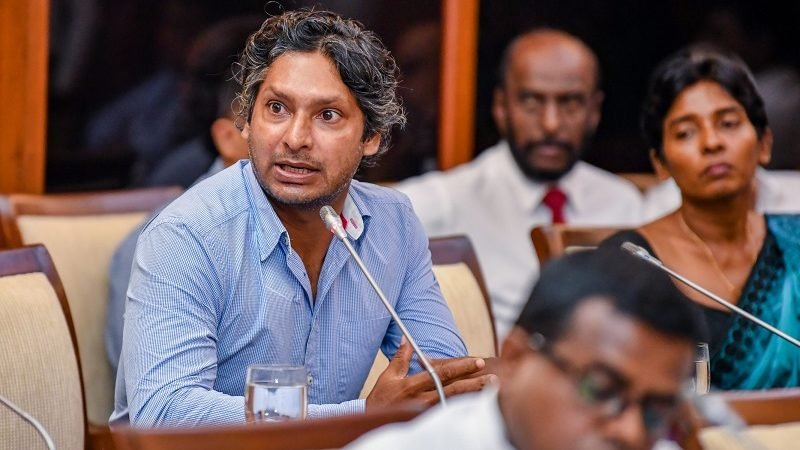 දේශීය හා ජාත්යන්තරව ක්රීඩාව ඔසවා තබන්න සංගක්කාරගෙන් නව යෝජනා