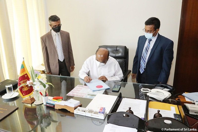 20 අද සිට ක්‍රියාත්මකයි