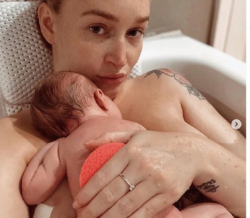 මම සති 28 ගැබිනියක්ව සිටියදී ‘මගේ පියයුරේ’ ගැටිත්තක් හමු වුණා