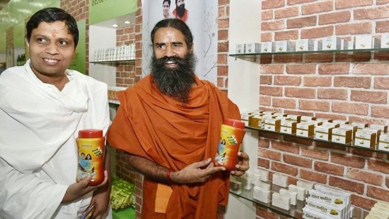 ඉන්දියාවෙන් ලන්ඩන් ගිය හොර කොරෝනා පෙත්ත මගඩියක් !