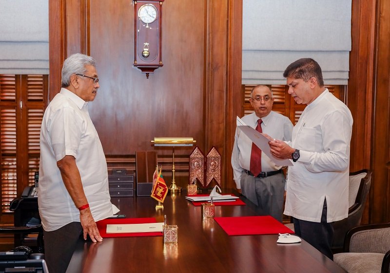 බන්ධනාගාර හා සිරකරුවන් පුනරුත්ථාපන කටයුතු රාජ්‍ය අමාත්‍ය ධූරය ලොහාන් රත්වත්තේට