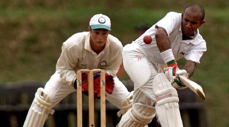 සුපිරි පිතිකරු ‘හෂාන් තිලකරත්න’ ගැන සුපිරි හෙළිදරව්වක්