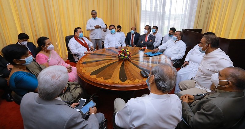 කොවිඩ්-19 මෘතදේහ භූමිදානය ගැන අගමැති මහින්ද සිය ස්ථාවරය කියයි