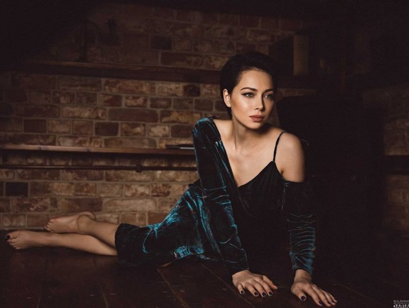 ‘සුන්දරතම රුසියානු නිළියන්’ ගැන ඔබ නොදැන සිටි සුපිරි කතා 09ක්