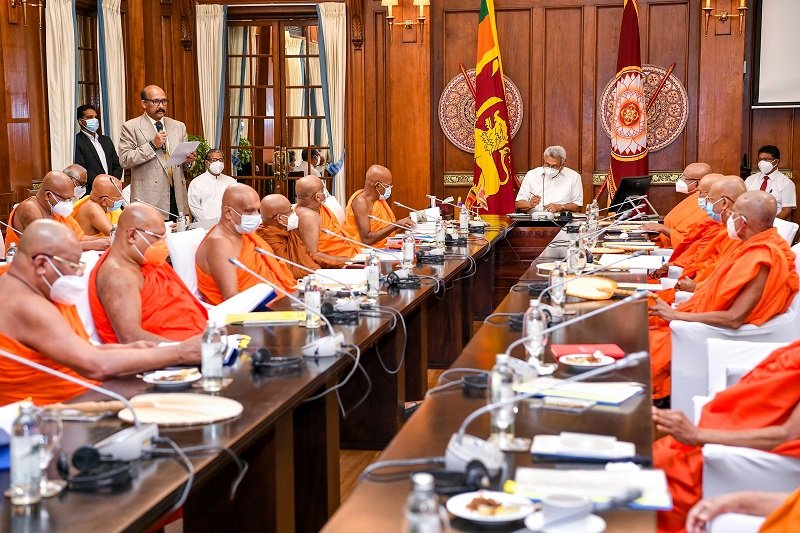 ‘රට පාලන කළ යුතු ආකාරය’ බෞද්ධ උපදේශක සභාව ජනපතිට කියා දෙයි