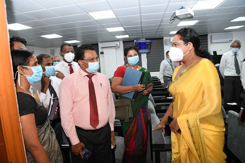 පවිත්‍රා යළි කරළියට