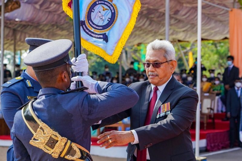 ජාතිය වෙනුවෙන් කළ විශිෂ්ට සේවය අගයමින් ‘ගුවන් හමුදාවේ බලඝණ දෙකකට’ ජනාධිපති වර්ණ