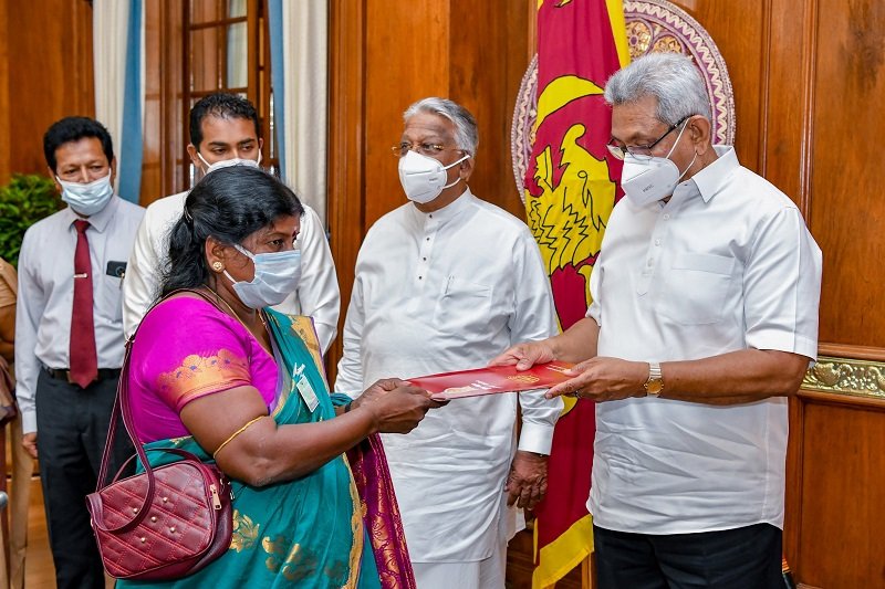 හිමිකමක් නැතිව මෙතෙක් භුක්ති විඳි ‘රජයේ ඉඩම් සඳහා දීමනා පත්‍ර’