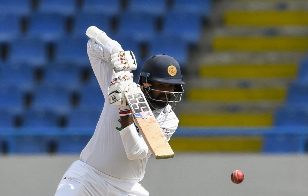 ශ්‍රී ලංකා පිතිකරුවන් යළිත් දක්ෂතා අතරට