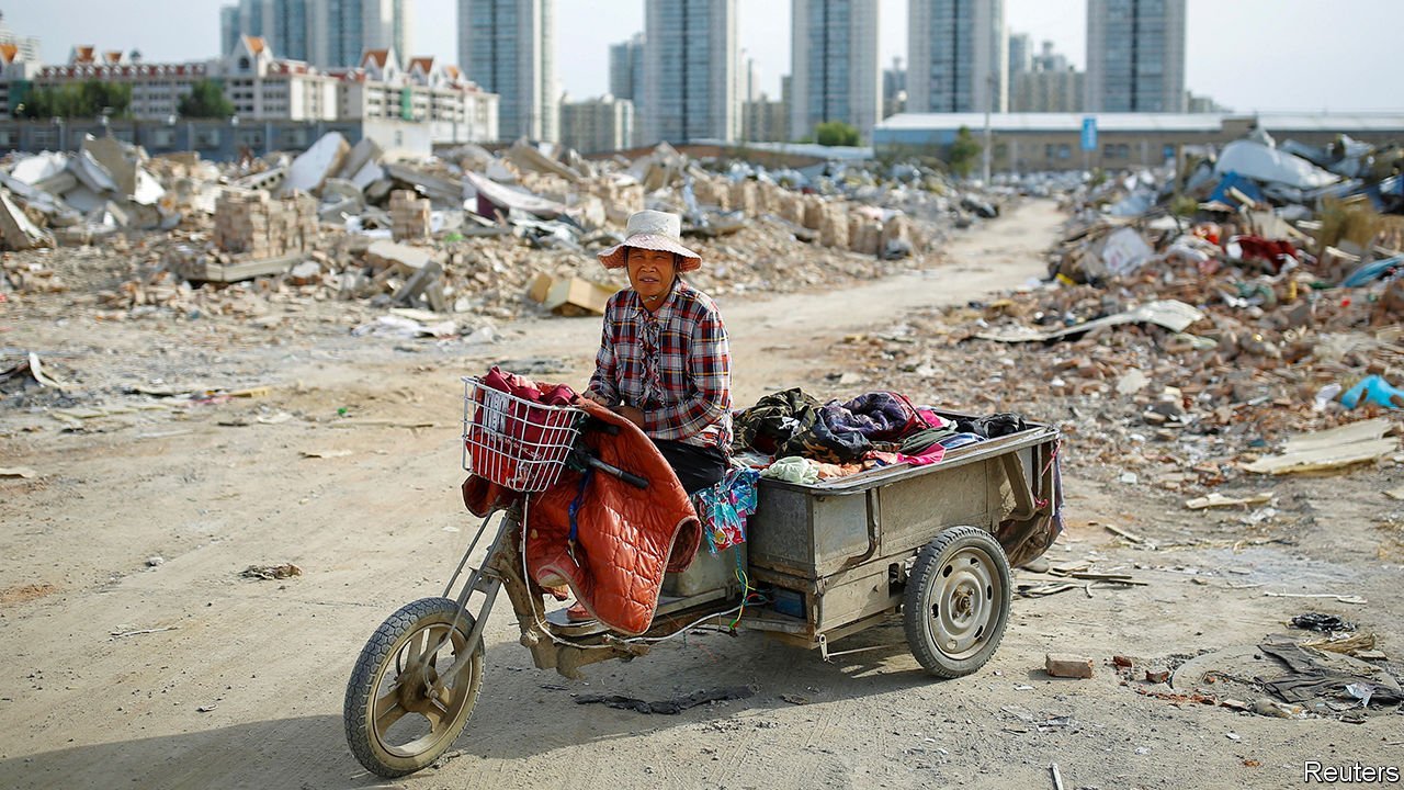 යෝධ දුප්පත්කමක් හා කුරිරු මර්දනය සහිත ‘බලසම්පන්න චීනය’