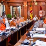 රටක් එක තැන පල් විය යුතු නැහැ වාණිජමය වශයෙන් ඉදිරියට යා යුතුයි, මහාසංඝරත්නය