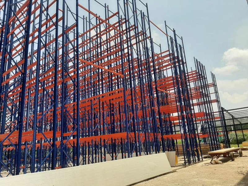 දඹුලු කෘෂි ගබඩා සංකීර්ණයේ වැඩ අවසන් නොකිරීම ගැන හර්ෂ ද සිල්වා රජයෙන් ප්‍රශ්න කරයි