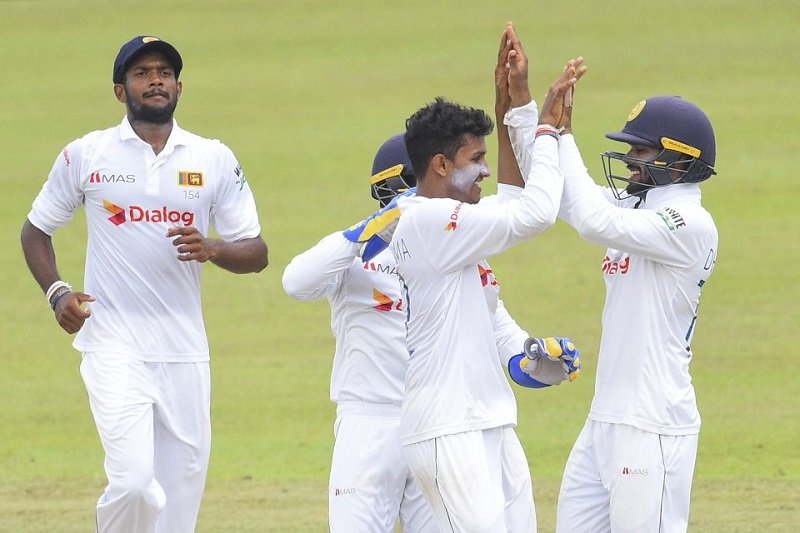 බංග්ලාදේශ දෙවැනි ඉනිම කඩුලු 5කට ලකුණු 177ක් – ශ්රී ලංකාවට කලකට පසු ටෙස්ට් ජයක් ?