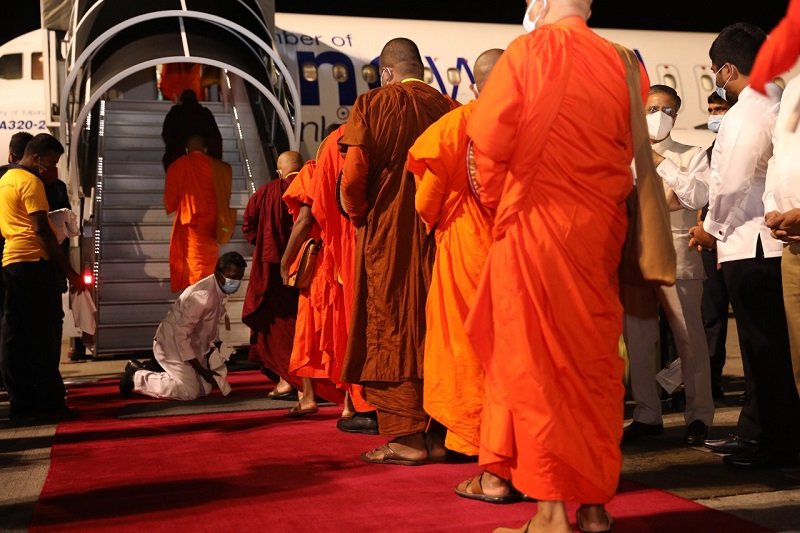 කෘෂිනගර් නව ගුවන් තොටුපළට ගොඩබැස්ස මුල්ම මගී පිරිස ශ්‍රී ලංකාවෙන්