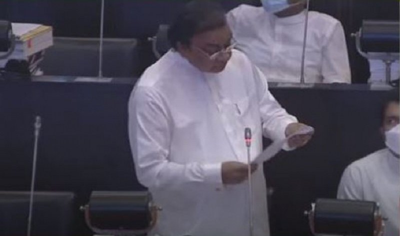 රාජ්ය සේවයට බඳවා ගත් උපාධිධාරීන්ට ජනවාරි මස ස්ථීර පත්වීම්