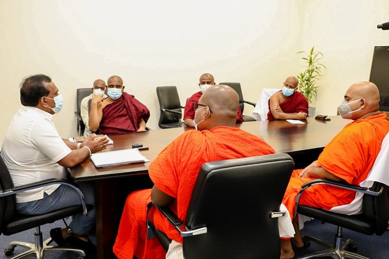 කාබනික පොහොර ගැන නිසි දැනුවත් කිරීමක් අදාළ ආයතනවලින් නොවන බවට චෝදනාවක්