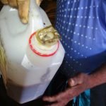 කාබනික දියර පොහොර කෑන් පුපුරයි