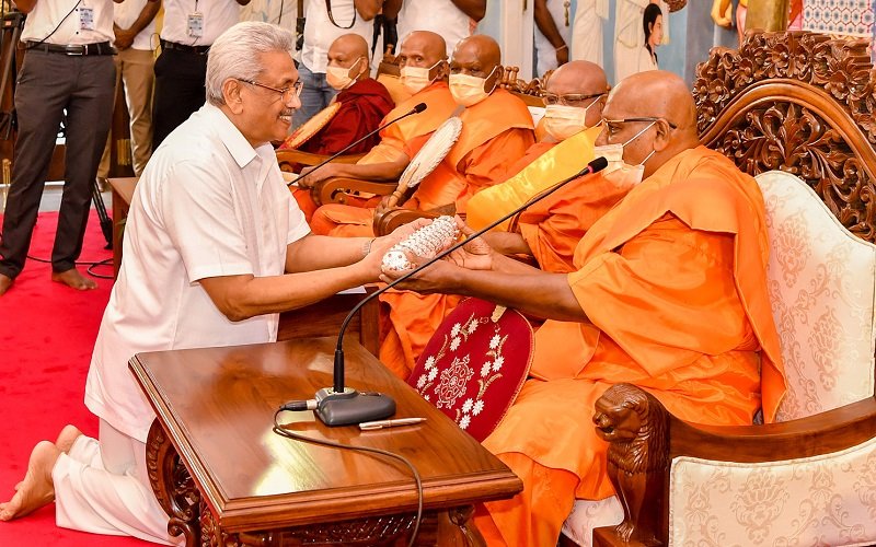 ජනපති ‘ශ්‍රී ලංකාධීශ්වර පද්මවිභූෂණ‘ ගෞරව නාමයෙන් පිදුම් ලබයි