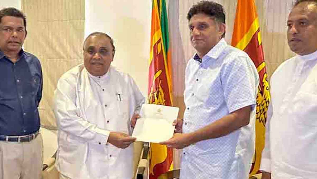 තිලංග,දයාසිරි,ගම්මන්පිල සන්ධාන කතා බස් යද්දි තනිවු ශාන් තනිවම සජිත් සෙවනට…!