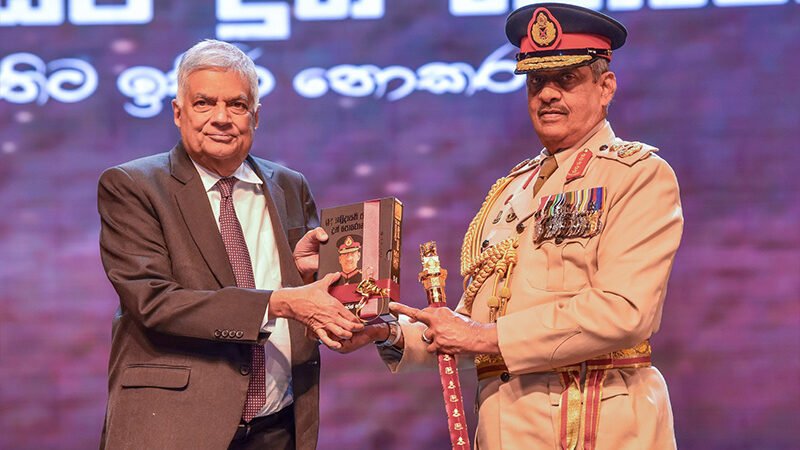 ජනපති – ෆොන්සේකාගේ වේදිකාවේ  සිට කළ හෙළිදරව්ව