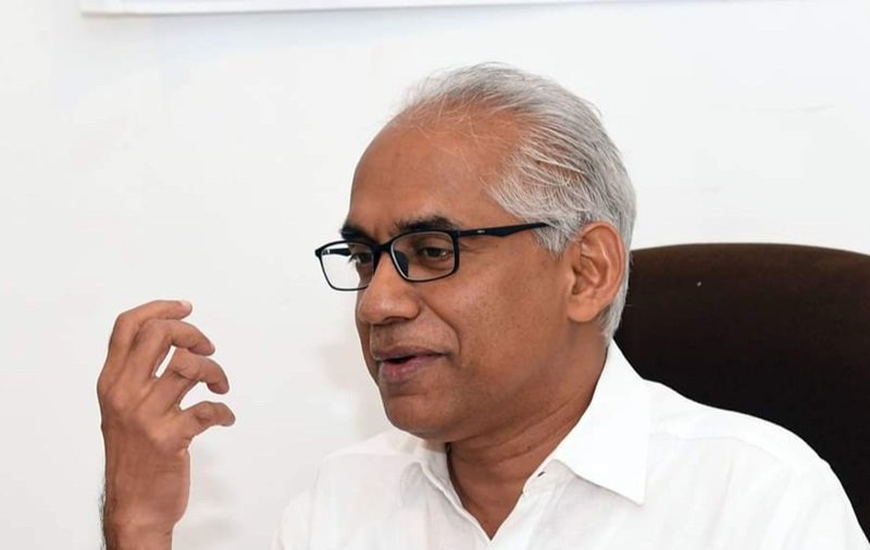 ජනපති ධූර කාලය පිළිබඳ ව්‍යවස්ථා සංශෝධනය ගැන එරාන්ට බරපතළ සැකයක්