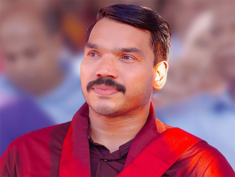 පොහොට්ටුවේ  ජනාධිපති අපේක්ෂකයා  නාමල්  – නිල ප්‍රකාශය මෙන්න !