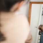 Tik Tok වලට ඇබ්බැහි වූ තරුණියන්ට සිදුවන වින්නැහිය ගැන විශේෂ හෙළිදරව්වක්