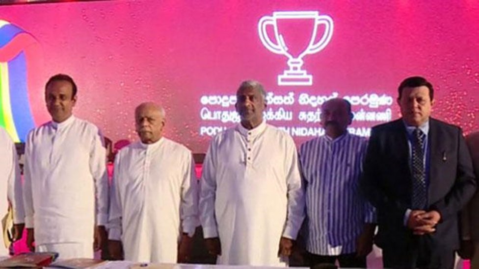 පොහොට්ටුවේ කොටසක් හැදූ අලුත් දේශපාලන පක්ෂය