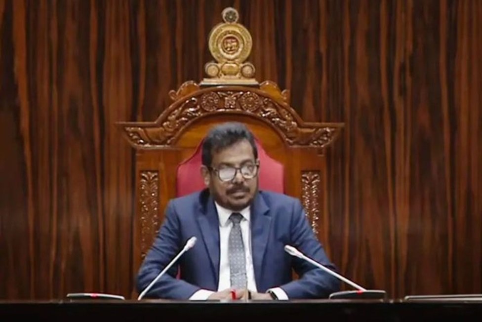 ආණ්ඩුවට ‘සදාචාරාත්මක උස්බව moral high ground අහිමි කළ ව්‍යාජ උපාධි සහතික