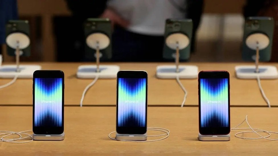 iPhone SE 4 ‘මිල දියත් කිරීමට පෙර’ ලීක් වෙලා