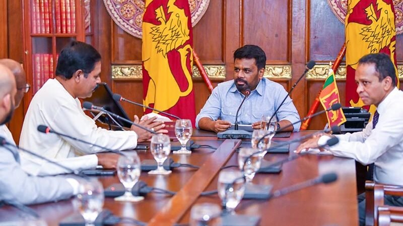 ජනපති සහ ITAK පාර්ලිමේන්තු මන්ත්‍රීවරු අතර හමුවක්