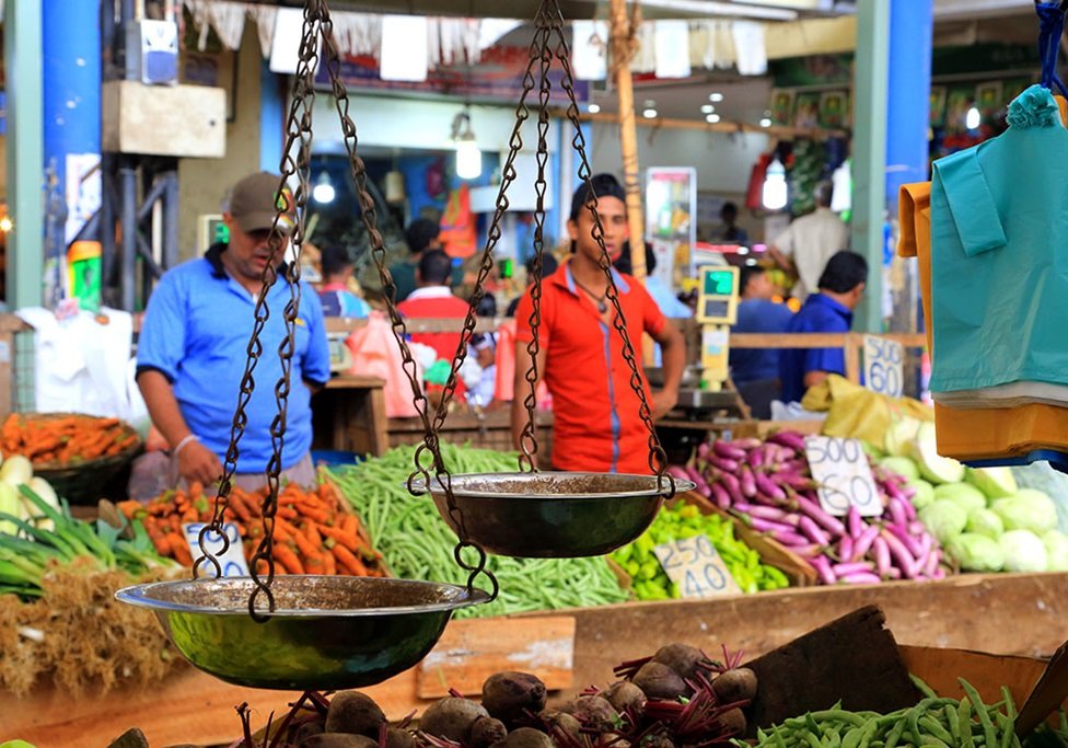 අත්‍යාවශ්‍ය භාණ්ඩ 63ක විකුණුම් බද්ද ගැන ආණ්ඩුව ගත් අලුත්ම තීන්දුව