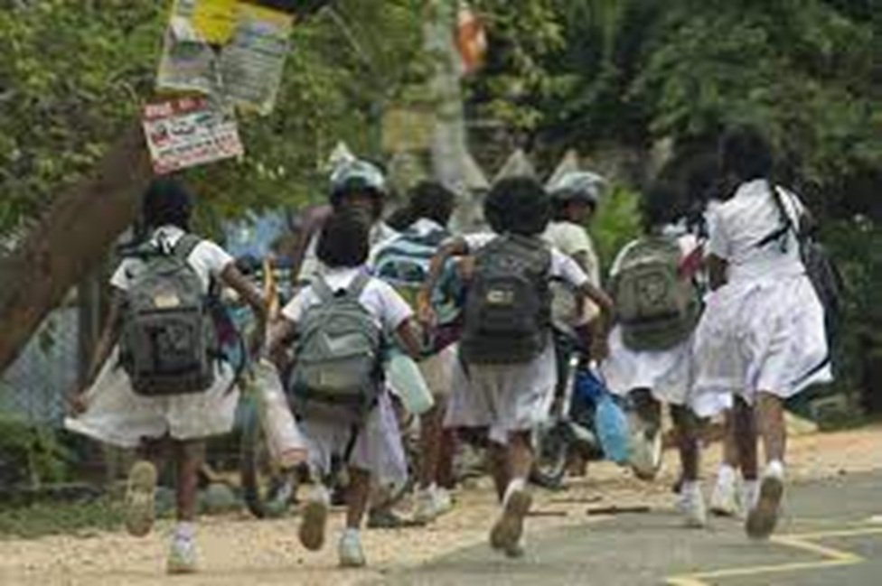 2025 වර්ෂයේ පළමු පාසල් වාරයේ පළමුවන අදියර අවසන් කිරීම හා දෙවන අදියර ආරම්භ කිරීම