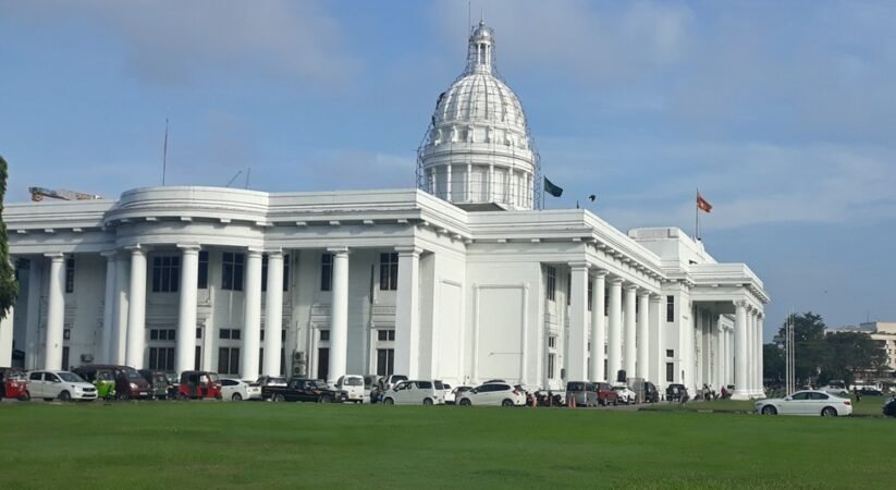 කොළඹ ඇතුළු පළාත් පාලන ආයතන 6ක ඡන්ද විමසීමට අදාළ කටයුතු වළක්වාලමින් අතුරු තහනම් නියෝගයක්